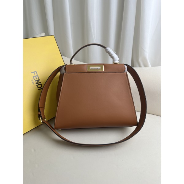 FENDI Peekaboo ISeeU handbag model number: 018